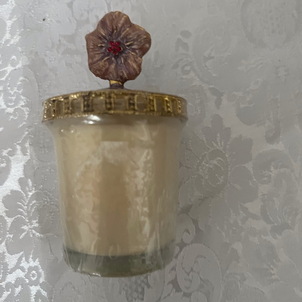 NWOT - Enamel Top Votive Candle in Holder
